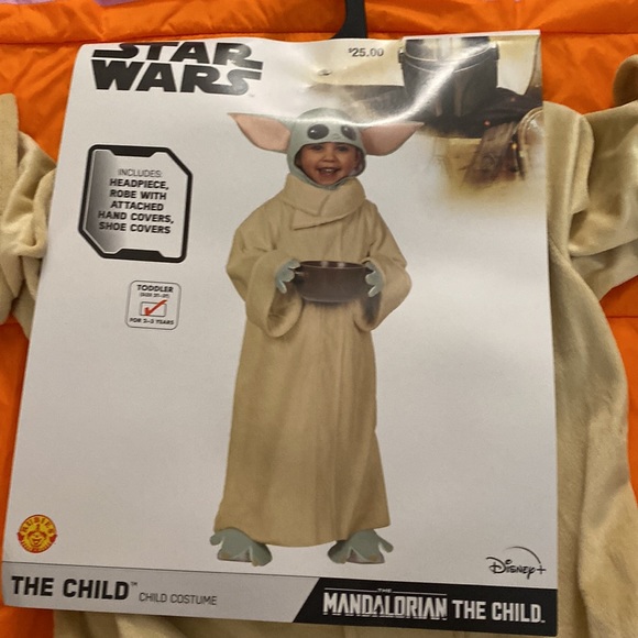 Disney Star Wars The Mandalorian Halloween Costume - Picture 2 of 5